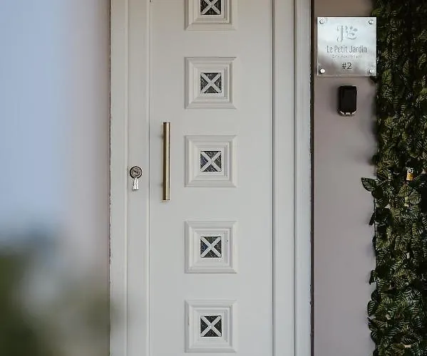 Le Petit Jardin #2 * Wolos