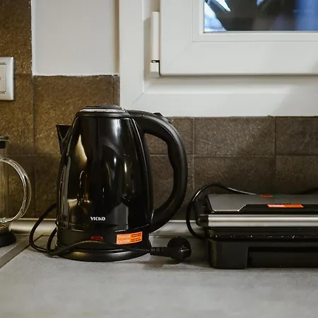 Le Petit Jardin #2 Volos